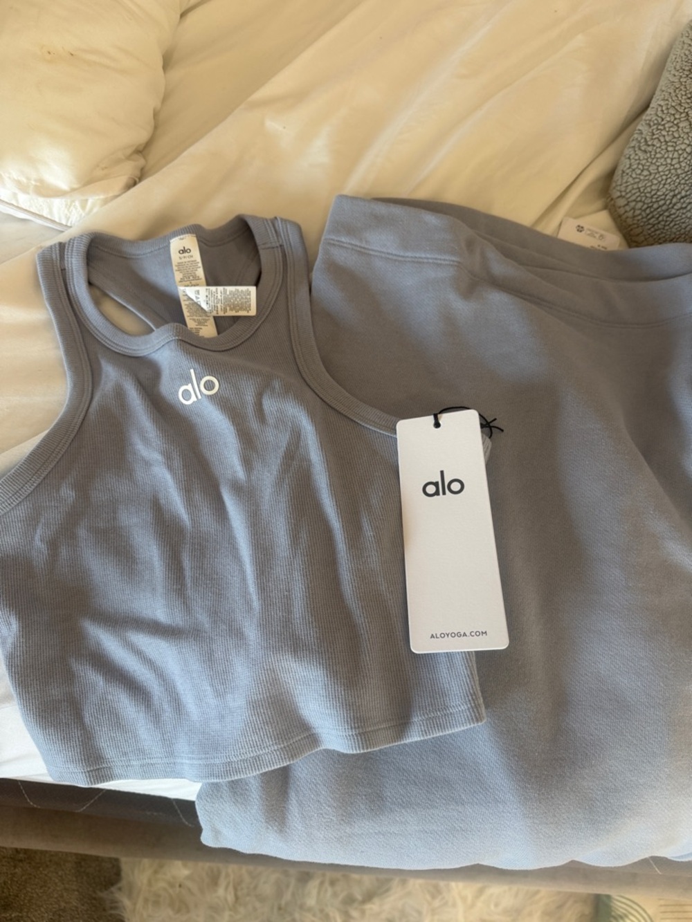 ALO Yoga Aspire Tank in Frost/White